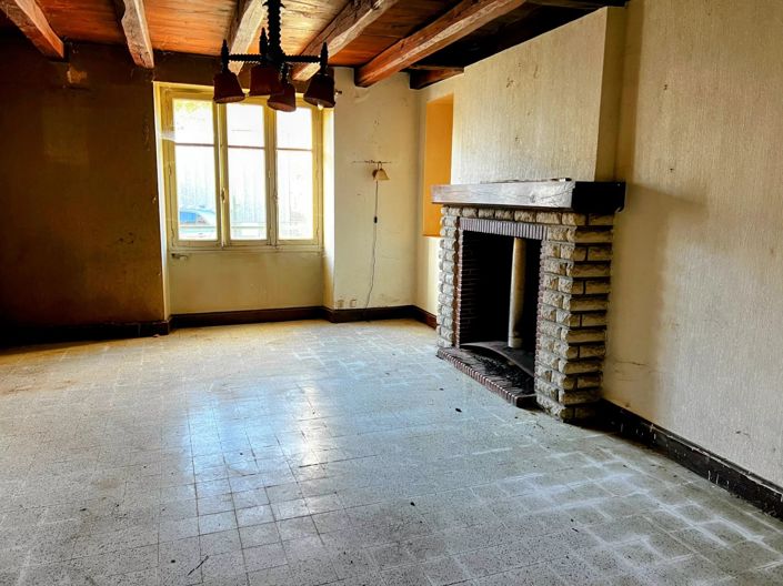 Image No.8-2 Bed House for sale