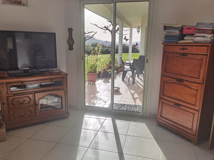 Image No.9-3 Bed House for sale