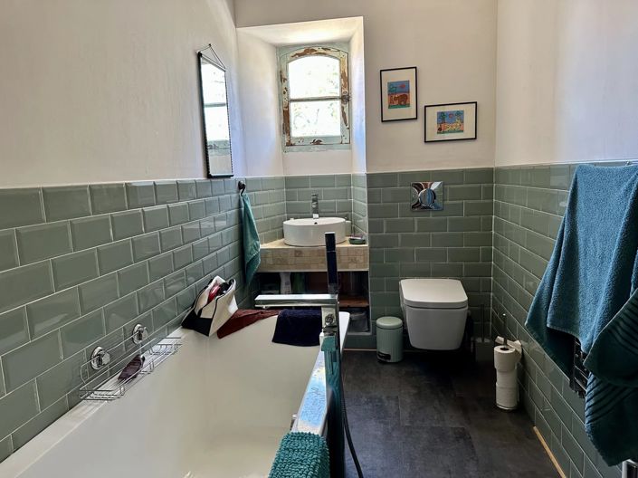 Image No.14-2 Bed House for sale