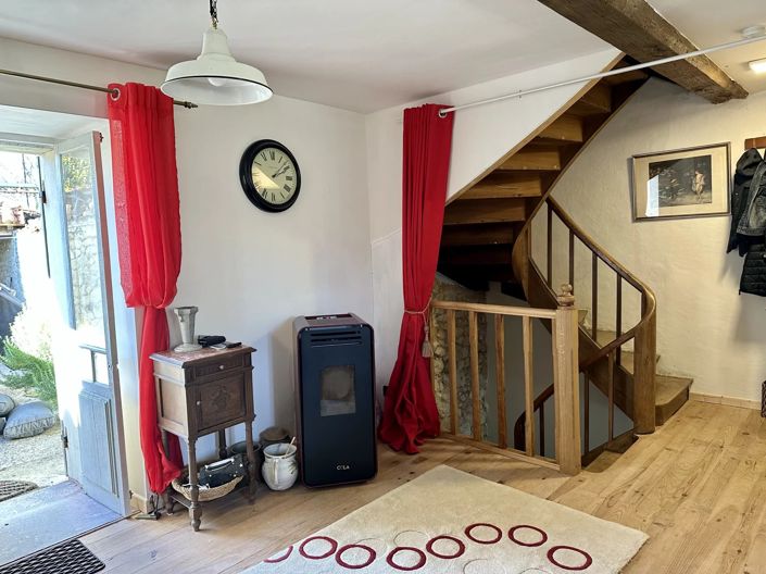 Image No.4-2 Bed House for sale