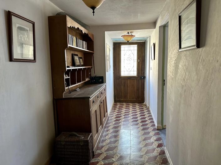 Image No.6-2 Bed House for sale