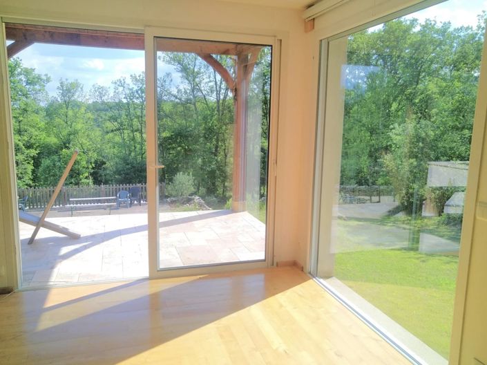 Image No.11-3 Bed House for sale