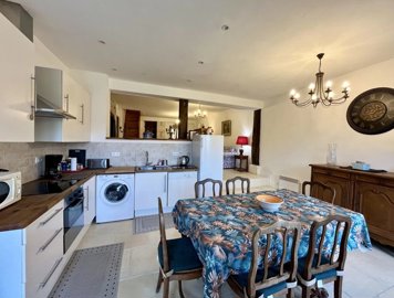 4ab933c846d3a610143a68e13b6092ce6f13175440393