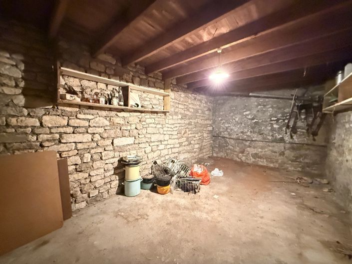 Image No.12-3 Bed House for sale