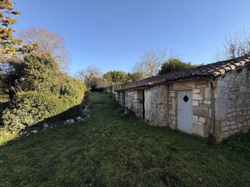 f86bc1abeee6cebbcf9c810cdbcbde3f741d011f3c403