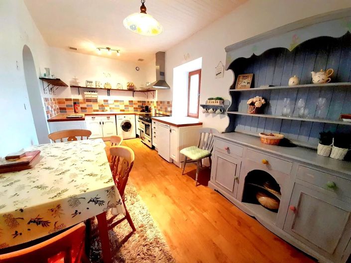 Image No.13-Maison de village de 4 chambres à vendre à Dordogne