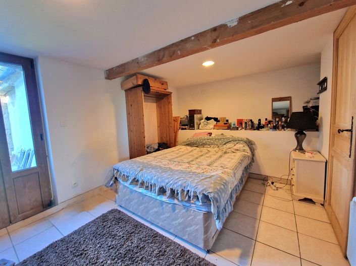 Image No.13-12 Bed Village House for sale