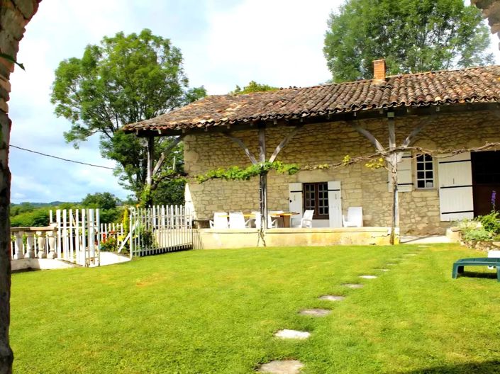 Image No.14-12 Bed Village House for sale