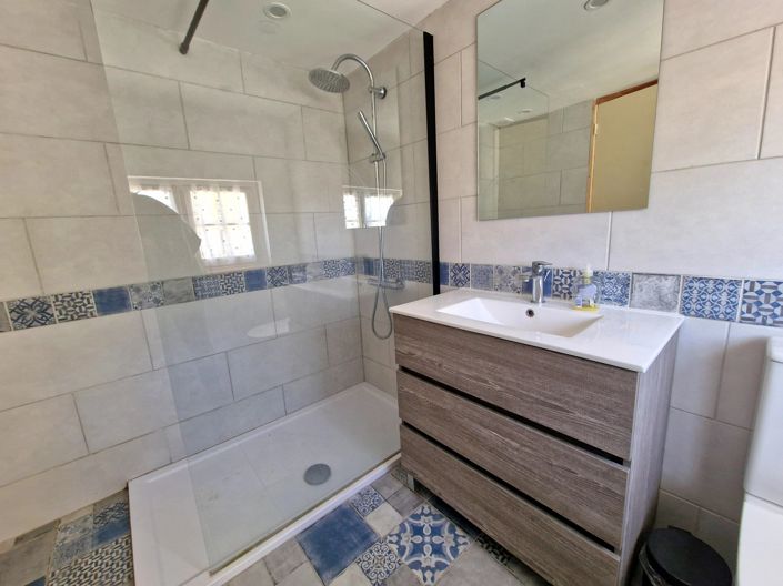 Image No.6-12 Bed Village House for sale