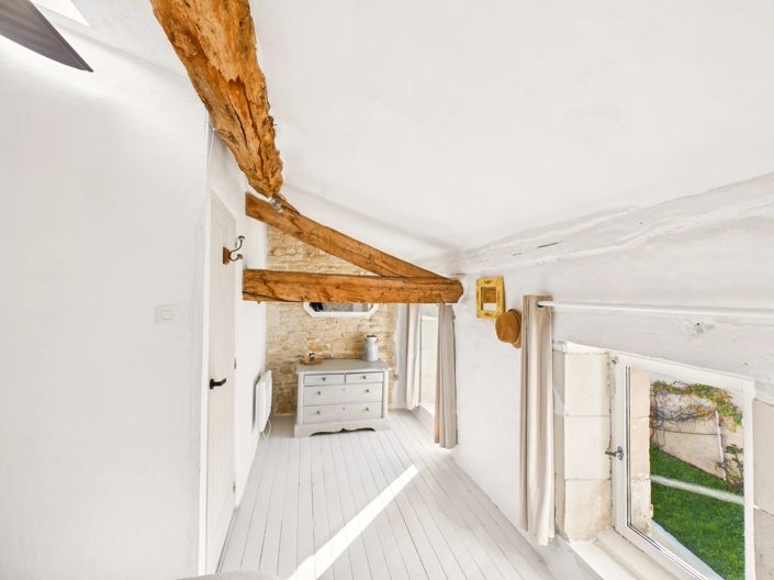 Image No.15-3 Bed House for sale