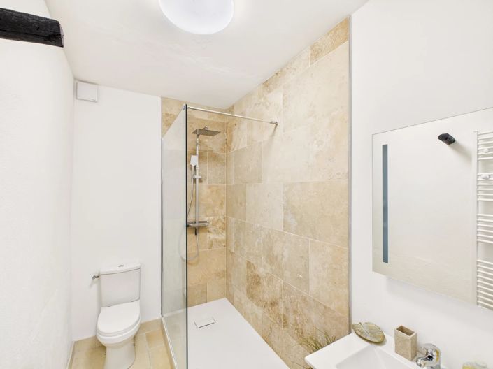 Image No.8-3 Bed House for sale