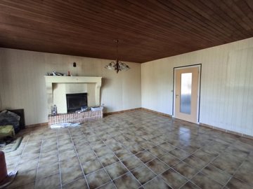 e8970b8b49f23cc2716e3b66a6565a13b2da9ef3b4192