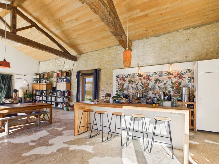 Image No.4-4 Bed House for sale