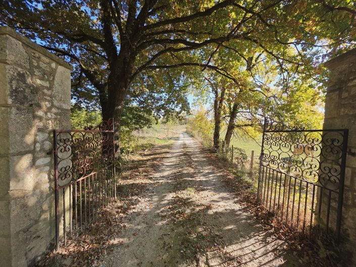 Image No.5-4 Bed House for sale