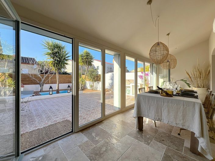 Image No.2-3 Bed House for sale