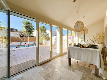 0797b60c498a10b29ba15912e72782835e7a1b18e9334