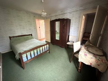 702aed2c076e027210021553357e61b27658c28db6403