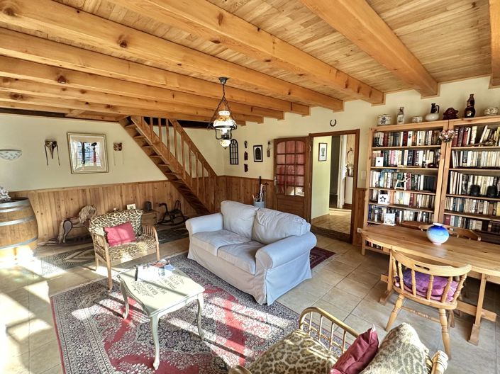 Image No.6-2 Bed House for sale