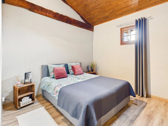 Image No.10-4 Bed House for sale