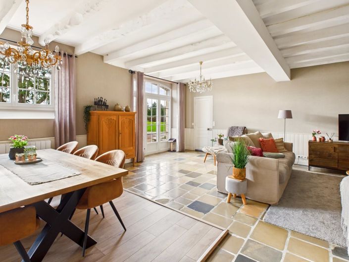 Image No.8-4 Bed House for sale