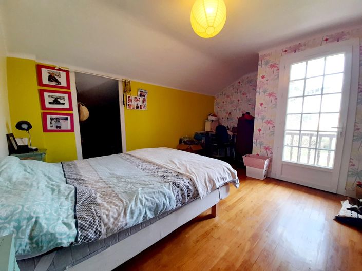 Image No.15-5 Bed House for sale