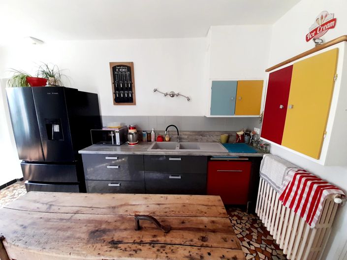 Image No.9-5 Bed House for sale