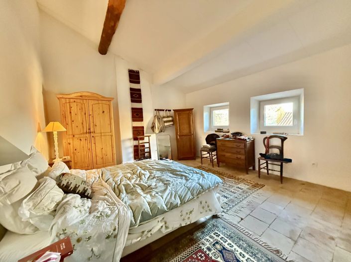 Image No.9-4 Bed House for sale