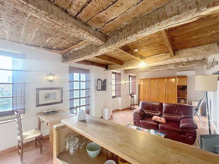 Image No.11-3 Bed House for sale