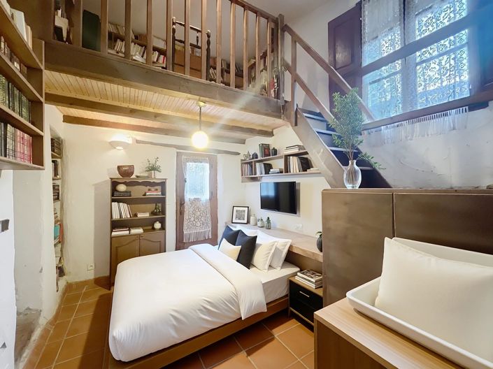 Image No.11-4 Bed House for sale