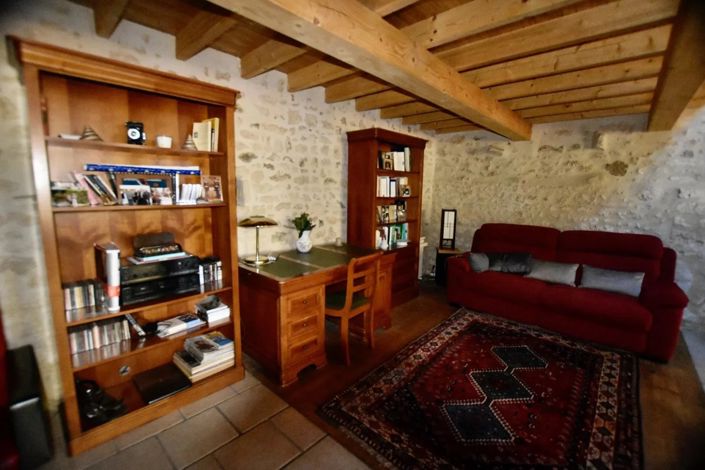 Image No.6-1 Bed Village House for sale