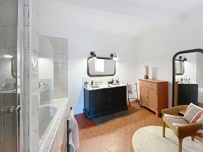 Image No.12-3 Bed Village House for sale