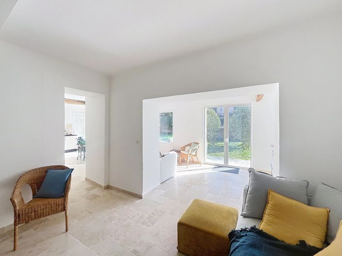 Image No.8-3 Bed Village House for sale