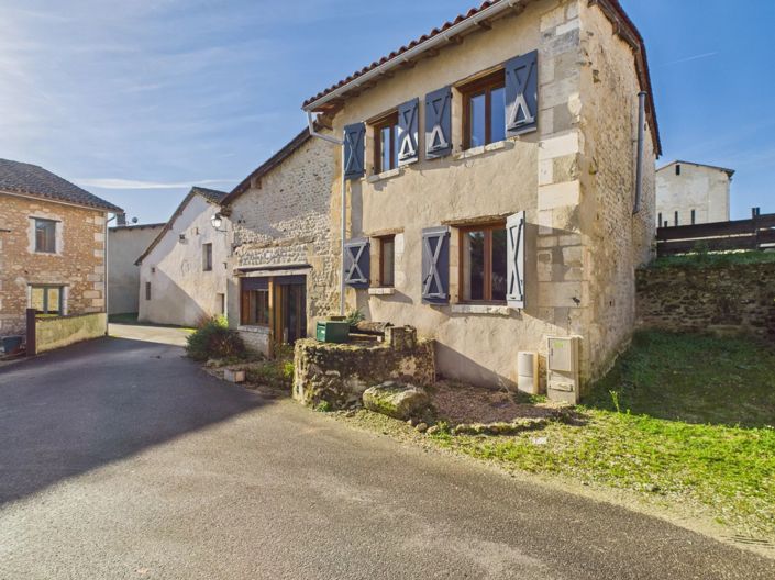 Image No.12-3 Bed Village House for sale