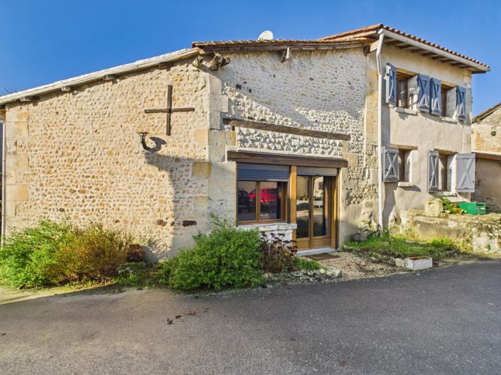 Image No.13-3 Bed Village House for sale