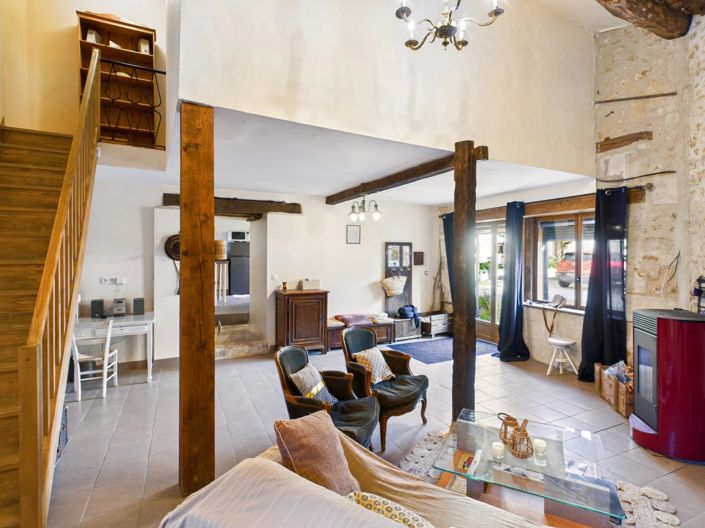 Image No.3-3 Bed Village House for sale