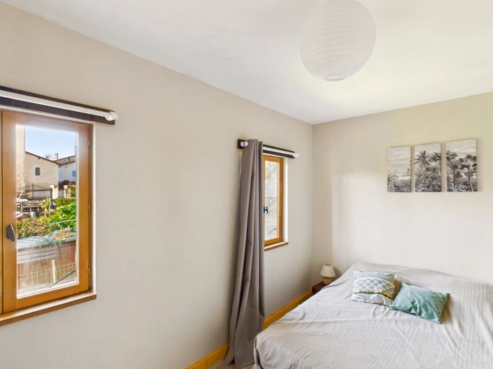 Image No.9-3 Bed Village House for sale