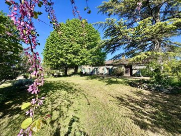 a2163bacef95cb00b8156bf45c82ee867fc214e7d2403