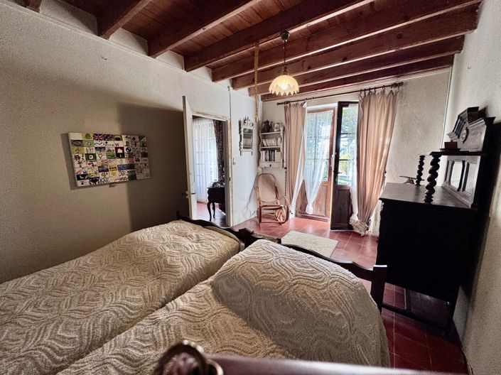 Image No.7-2 Bed House for sale