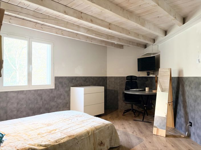 Image No.10-3 Bed House for sale