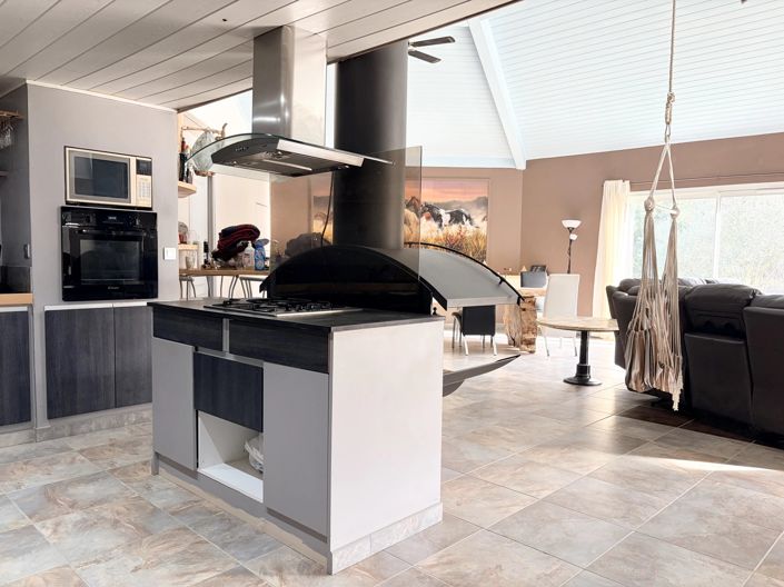 Image No.3-3 Bed House for sale