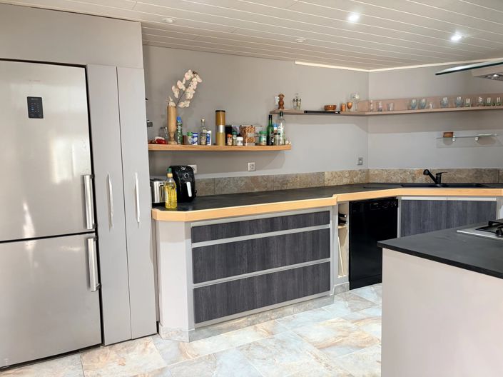 Image No.6-3 Bed House for sale