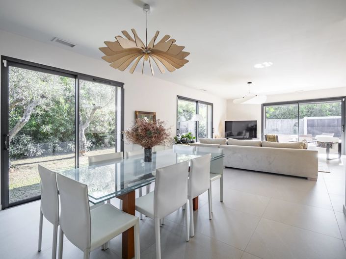 Image No.5-3 Bed House for sale