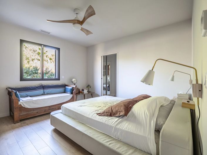 Image No.8-3 Bed House for sale