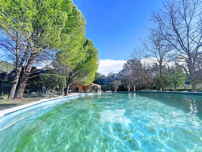 Image No.2-4 Bed House for sale