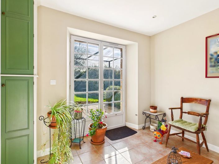 Image No.11-4 Bed House for sale