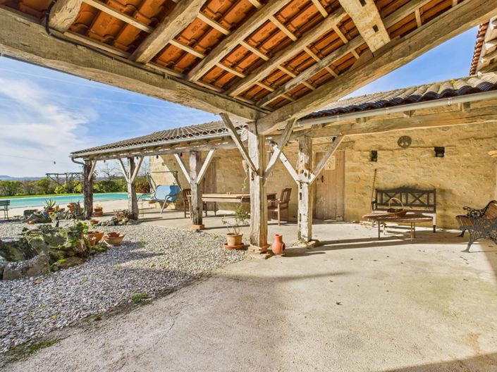 Image No.12-8 Bed House for sale