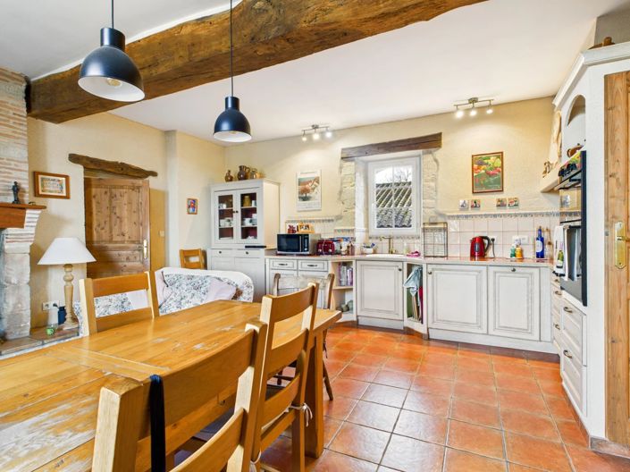 Image No.3-8 Bed House for sale