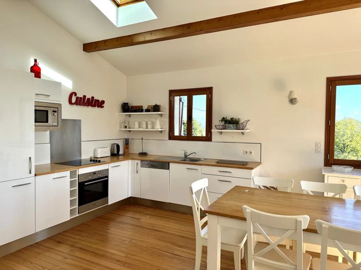 Image No.15-6 Bed House for sale