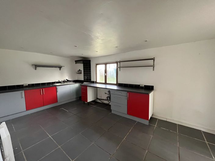 Image No.4-Maison de 4 chambres à vendre à Montmorillon