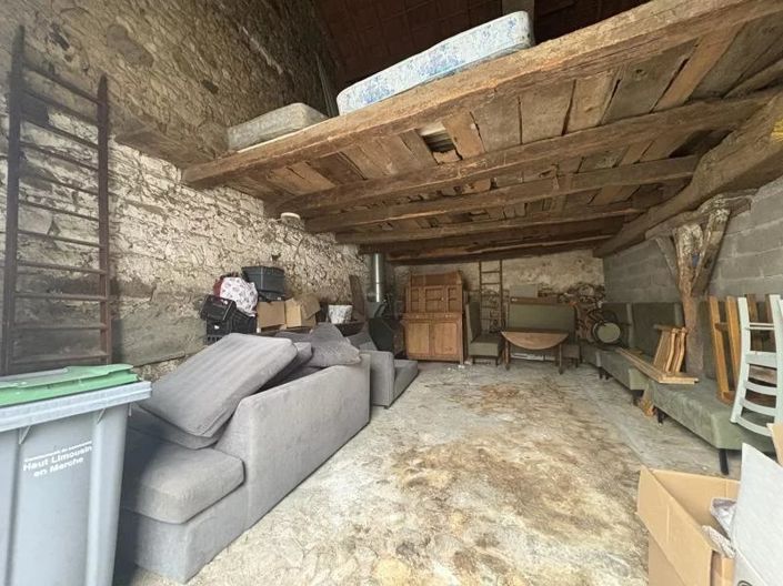 Image No.2-Barn for sale